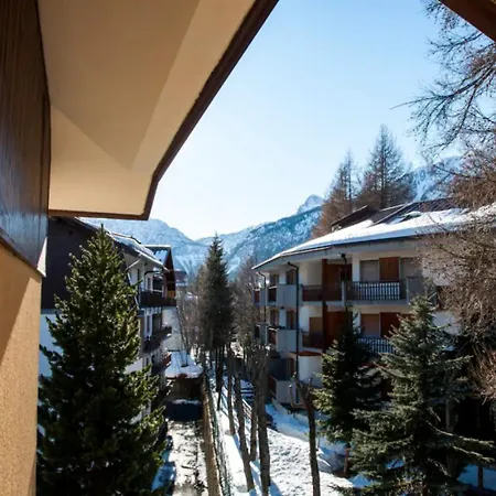 Ampio Per 8 A Due Passi Dal Centro Appartement Bardonnèche